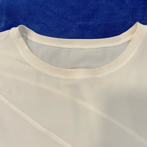 Lululemon Lightweight Long Sleeve - Picture 5 of 6